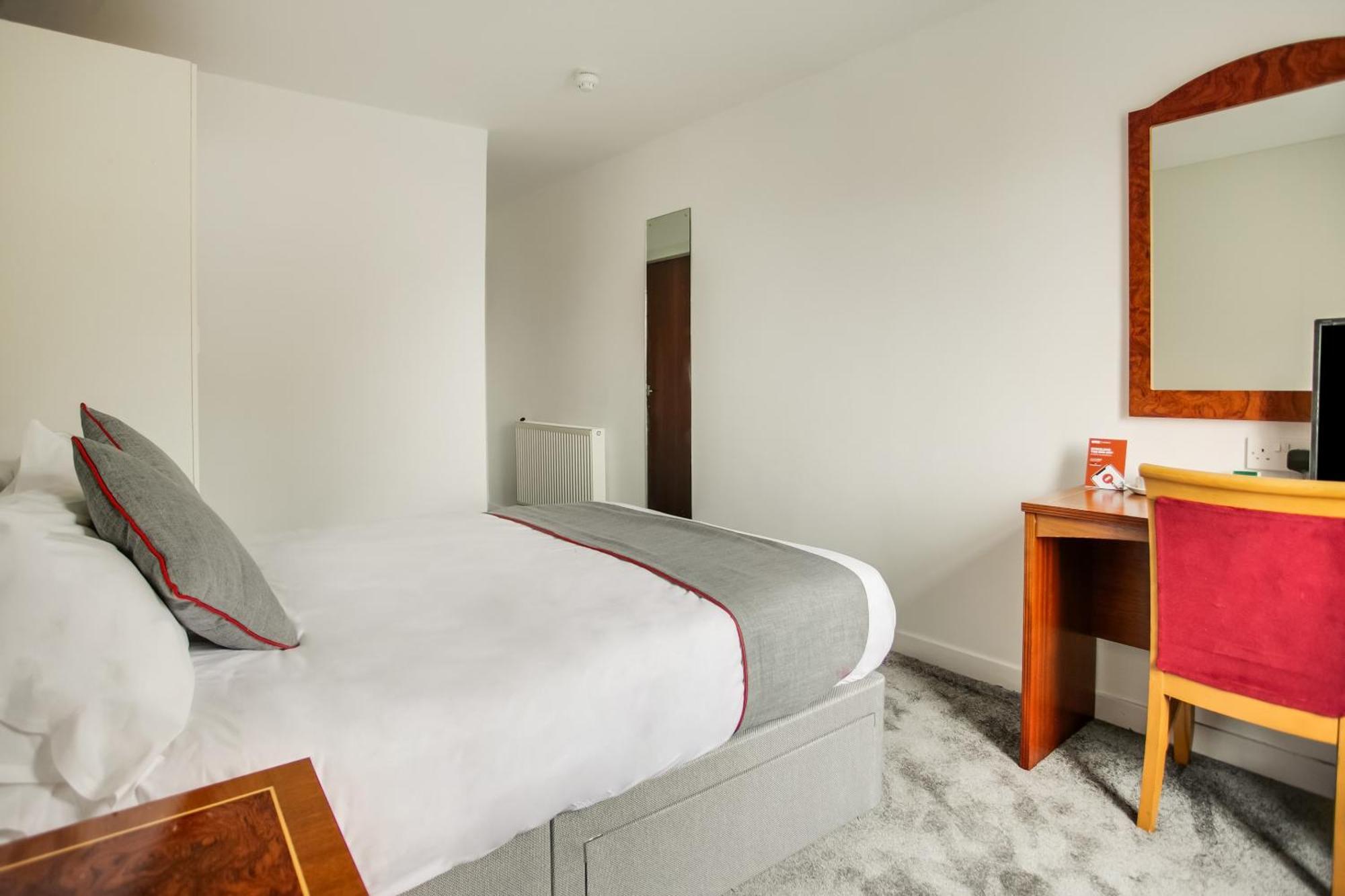 Hotel Oyo Glenpark Ayr