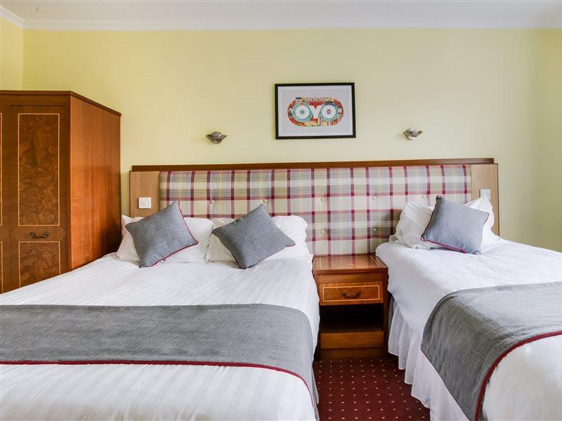 Hotel Oyo Glenpark Hotel, 3*