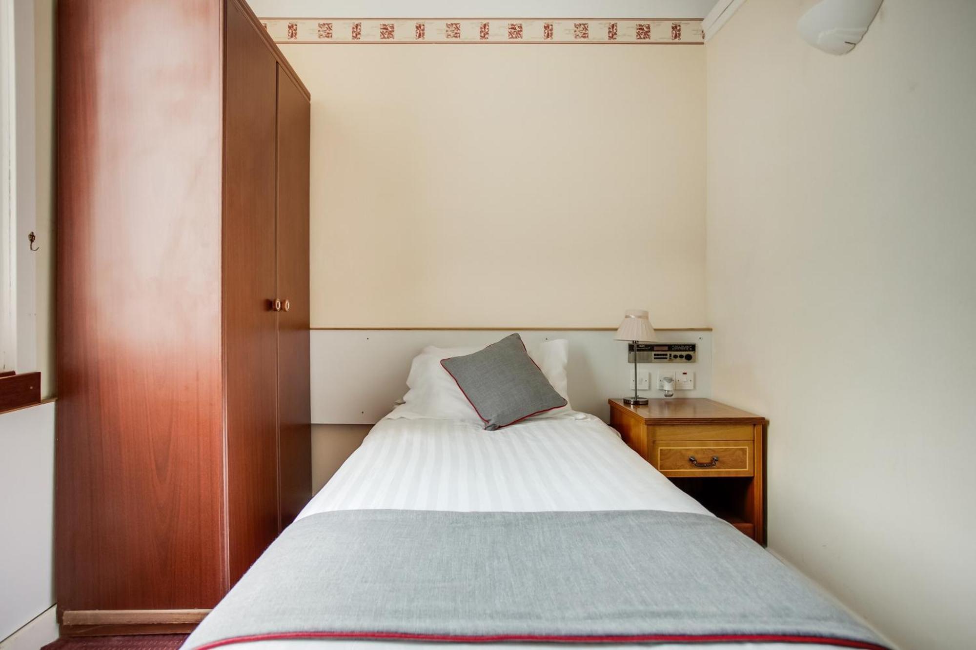Oyo Glenpark Hotel, Ayr